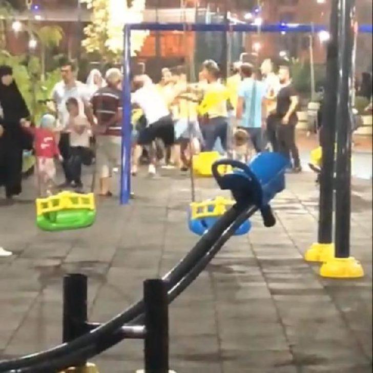 Hatay'da çocuk parkında ortalık karıştı! Saç saça birbirlerine girdiler G2
