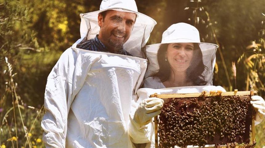 Arıların &uuml;rettiği propolisi d&uuml;nyaya sunan T&uuml;rk kadın girişimci 