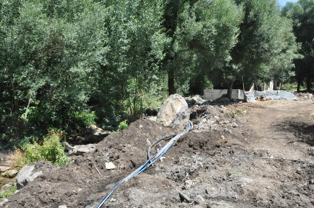 İran sınırındaki şifalı suda su onarım &ccedil;alışmaları başladı