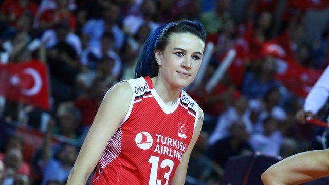 Milli voleybolcu Meryem Boz, Aydın’ı gururlandırıyor