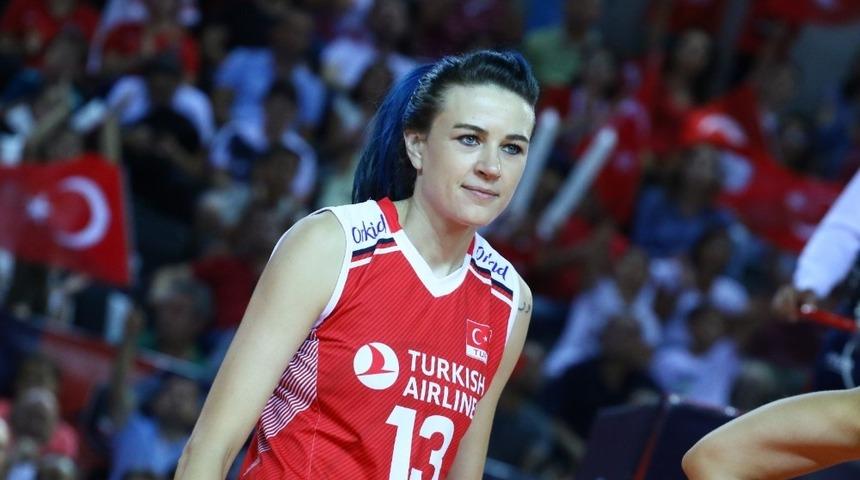 Milli voleybolcu Meryem Boz, Aydın’ı gururlandırıyor