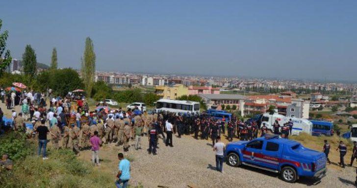 Manisa'da JES eylemine müdahale! Çok sayıda kişiye gözaltı G1