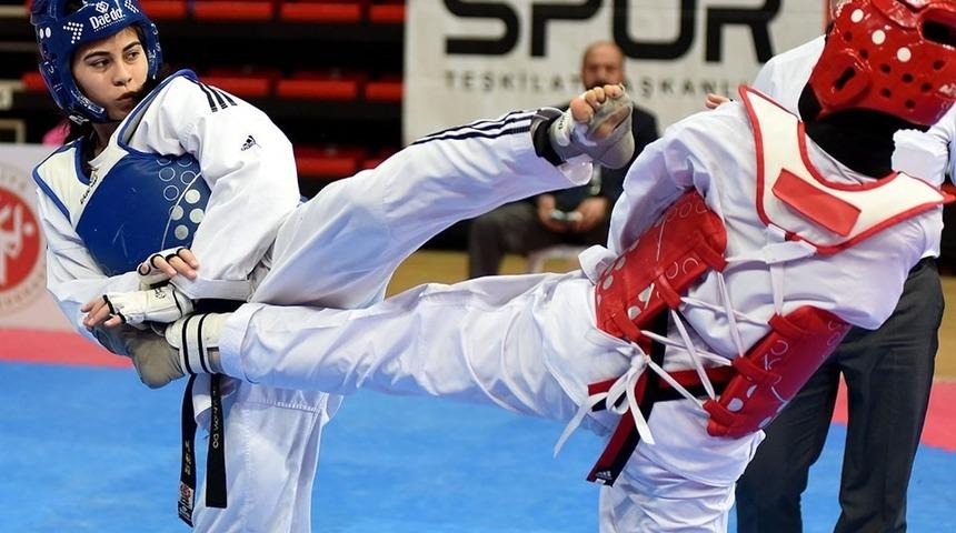 Merve G&uuml;l &Ouml;zl&uuml; Avrupa ve Balkan şampiyonasında