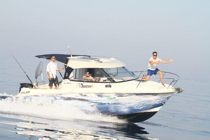 En büyük balığı tutmak için kıyasıya yarıştılar G1