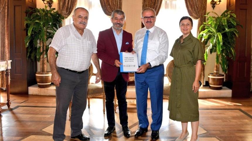 Antalya Valisi&rsquo;ne Yerel Basın Acil Durum Raporu dosyası.