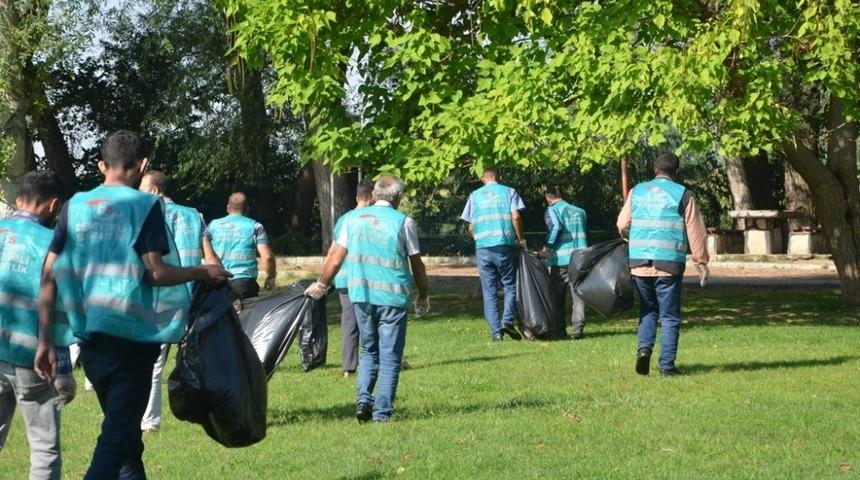 Ereğli&rsquo;de sanık ve h&uuml;k&uuml;ml&uuml;ler, toplum yararına &ccedil;alışıyor
