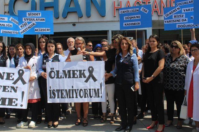 Hastane personelinden anlamlı protesto