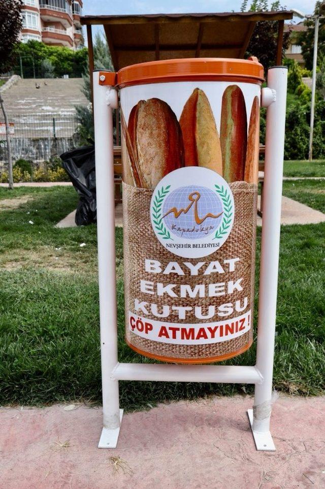 Nevşehir Belediyesi, bayat ekmek kutusu projesini hayata geçirdi