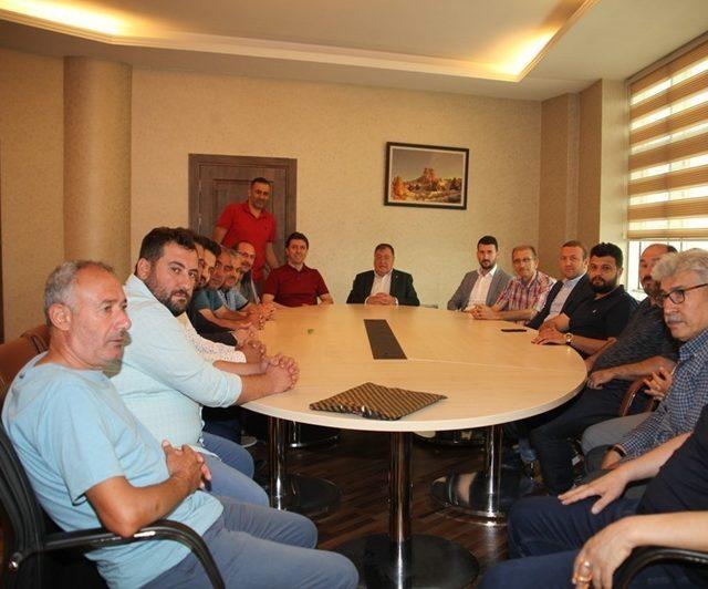 Nevşehir Belediyespor yönetimi, NTSO Başkanı Parmaksız’ı ziyaret etti