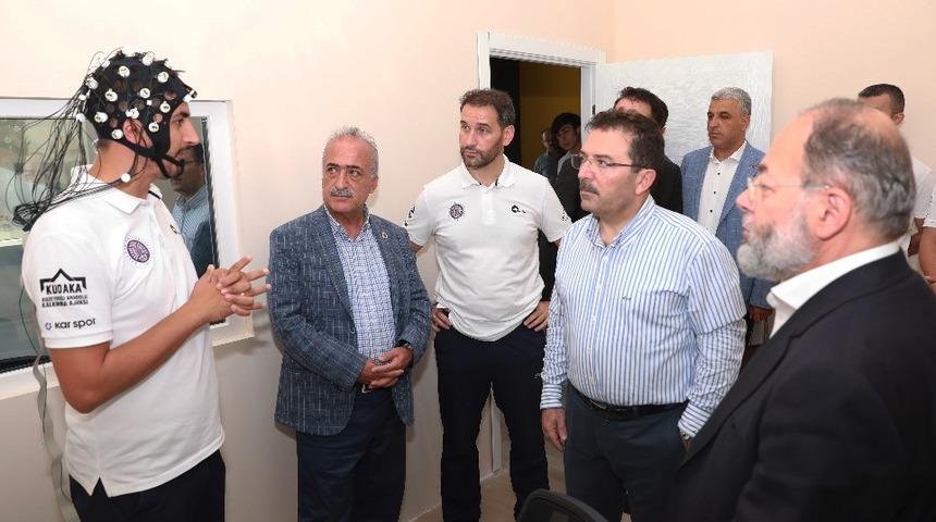 Atat&uuml;rk &Uuml;niversitesi&rsquo;nde tanıtım toplantısı d&uuml;zenlendi