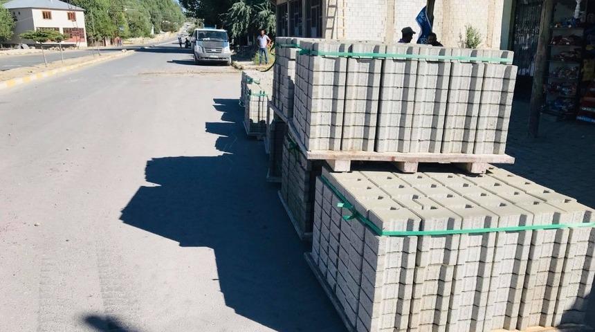 Erciş Belediyesi’nden parke taşı çalışması