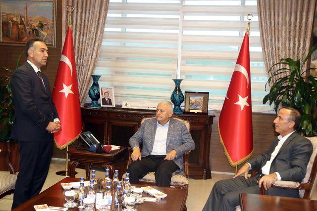 Ak Parti İzmir Milletvekili Yıldırım, Bitlis Valisini ziyaret etti