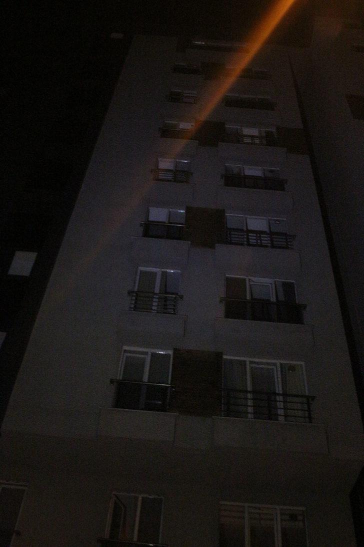 Lüks site sakinleri neye uğradıklarını şaşırdı! 176 bin liralık elektrik borcu! G4