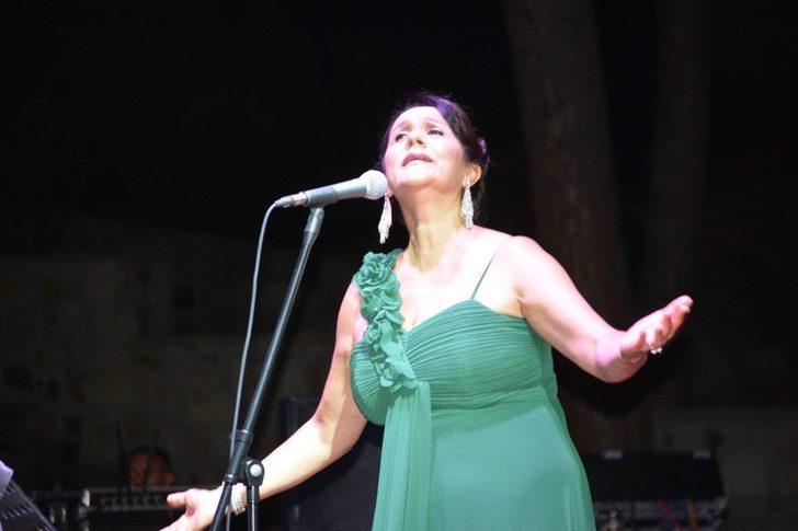 Ayvalık’ta Mesut Duran’dan TSM şöleni G3