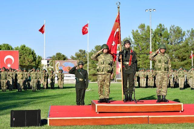 5. Zırhlı Tugay Komutanlığı’nda devir teslim töreni