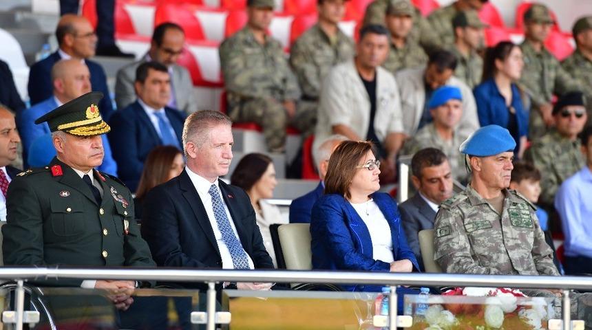 5. Zırhlı Tugay Komutanlığı&rsquo;nda devir teslim t&ouml;reni