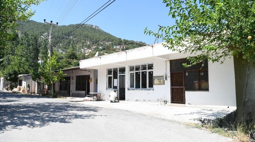 &Ccedil;ağlarca Mahallesi&rsquo;nde belediye m&uuml;lkleri yenilenecek