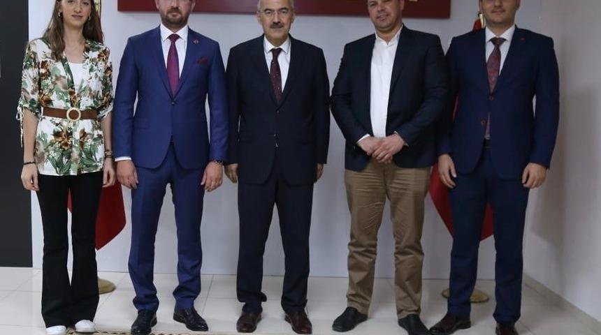 EGEİD’den İzmir Valisi Ayyıldız’a ziyaret