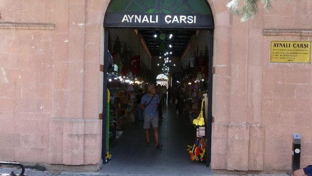 Aynalı Çarşı’da yaz hareketsiz geçti