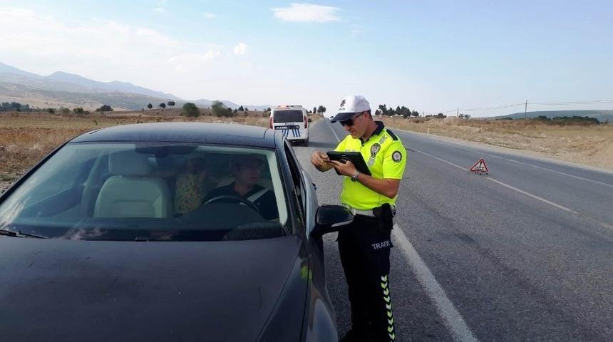Hisarcık polisinden emniyet kemeri uygulaması