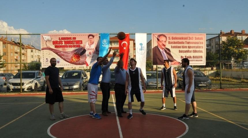 Akşehir’de 5. Geleneksel 3x3 Sokak Basketbolu heyecanı başladı