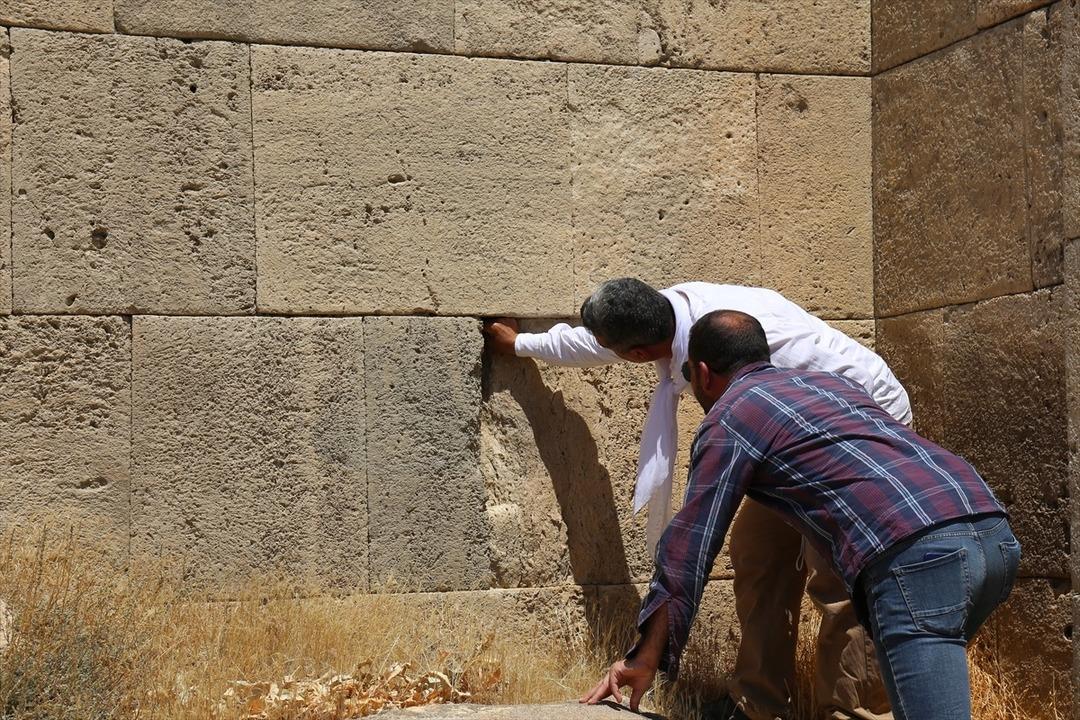 Urartular depreme karşı 'kilitli taş' kullanmış