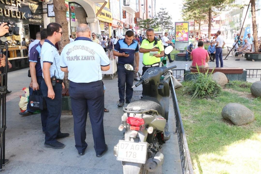 B&uuml;y&uuml;kşehir Ulaşım Zabıta ekiplerinden Kapalıyol&rsquo;da denetim