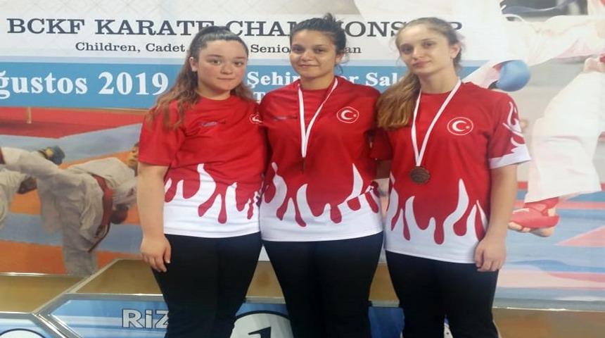 L&uuml;leburgazlı sporculardan uluslararası başarı