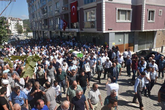 Eski Başkan Ekiz için tören düzenlendi