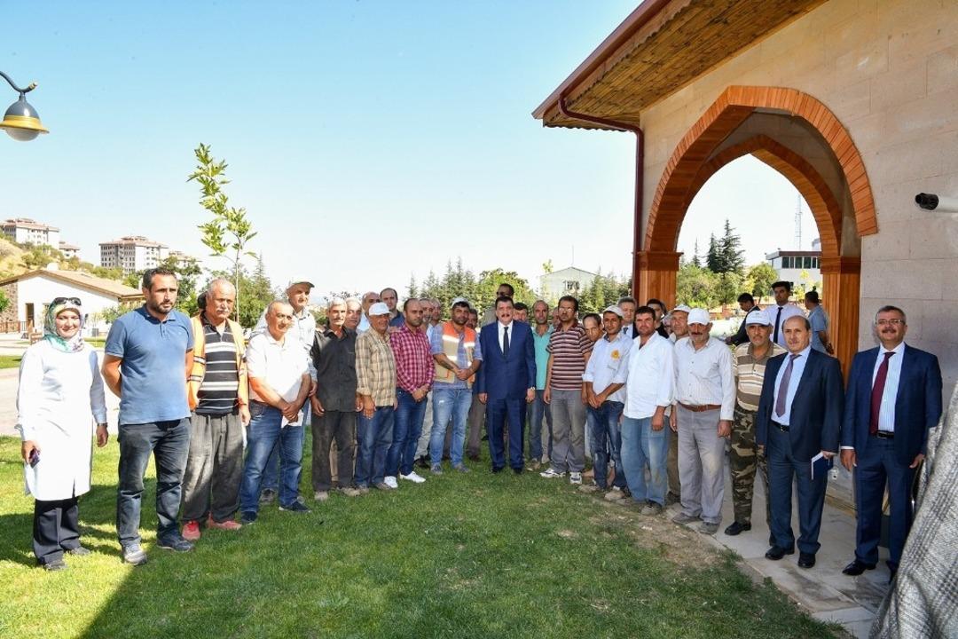 Milletvekili &Ccedil;akır ve Başkan G&uuml;rkan Tabiat Parkını inceledi