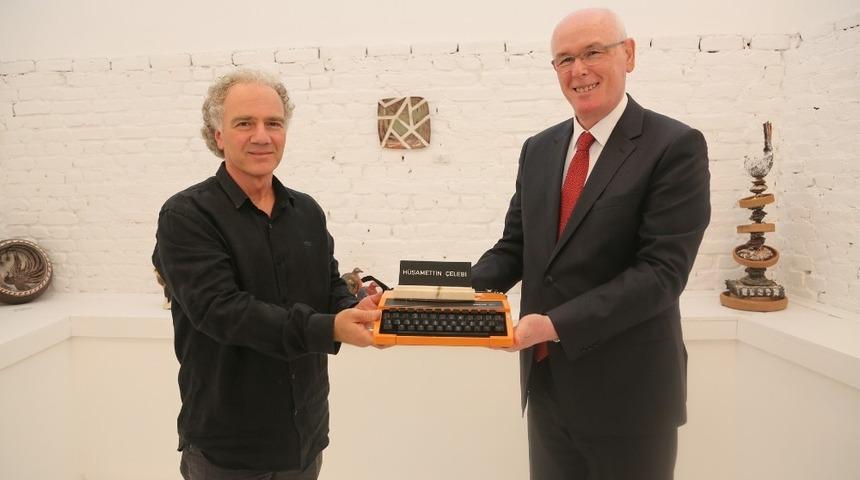 H&uuml;samettin &Ccedil;elebi&rsquo;nin daktilosu Odunpazarı&rsquo;nda