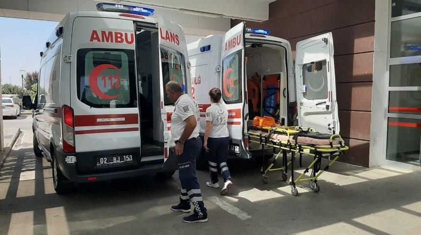 Elektrikli bisikletin &ccedil;arptığı kişi yaralandı