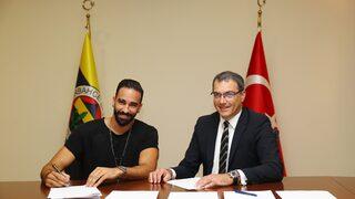 Adil Rami Fenerbahçe'de! Resmi açıklama