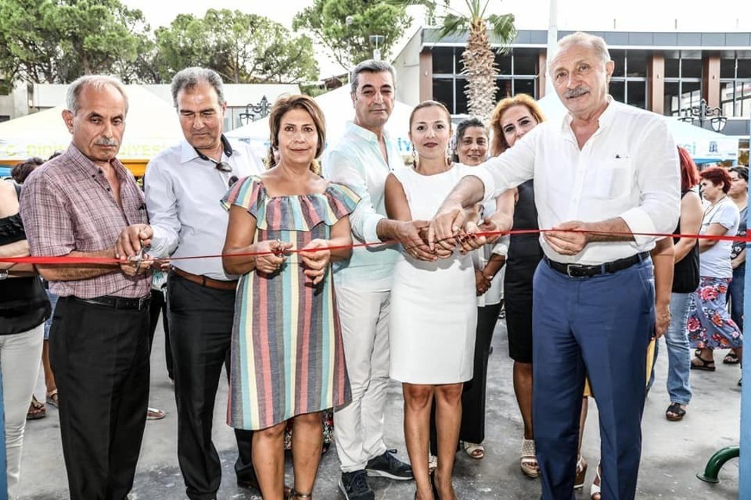 Başkan Atabay, resim sergisinin a&ccedil;ılışını ger&ccedil;ekleştirdi