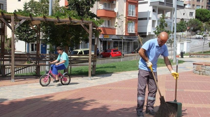 Kartal&rsquo;da park bakım &ccedil;alışmaları devam ediyor