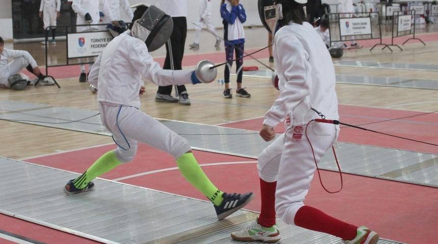 Sivas’ta 100. Yıl Milli Mücadele Eskrim Şampiyonası düzenlenecek