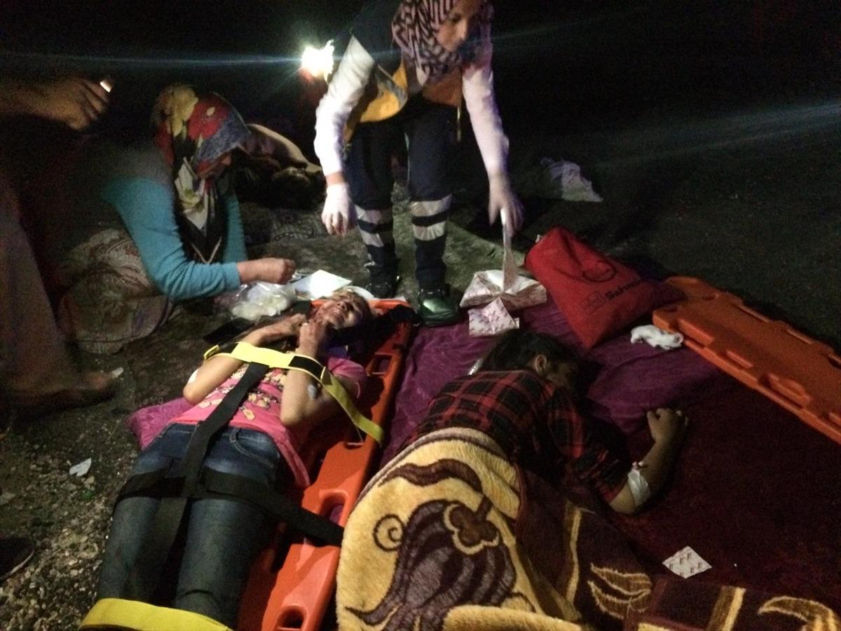 D&uuml;zce'de can pazarı! Fındık iş&ccedil;ilerini taşıyan ara&ccedil; ciple &ccedil;arpıştı! 