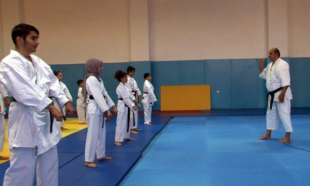 Ressam karate hocası