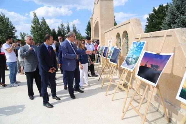 Dumlupınar Şehitliği’nde 1922 fotoğraf sergisi açıldı