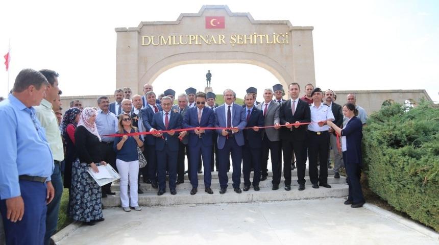 Dumlupınar Şehitliği’nde 1922 fotoğraf sergisi açıldı