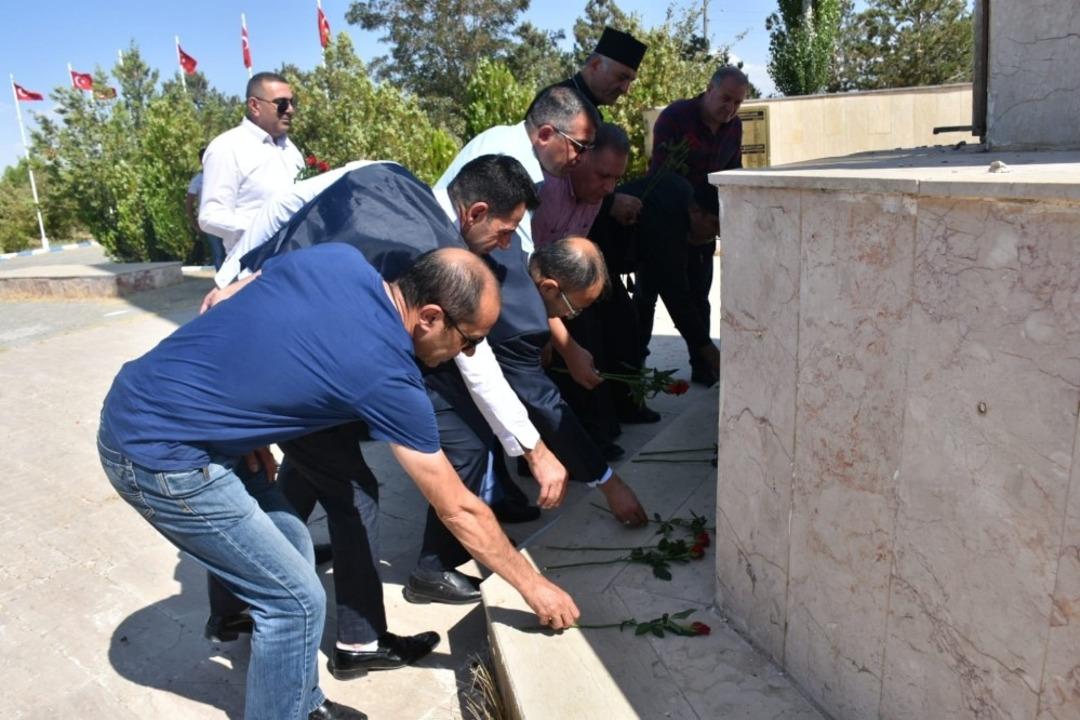 Azerbaycanlı papazlardan Zeve Şehitliği&rsquo;ne ziyaret, Ermenilere tepki