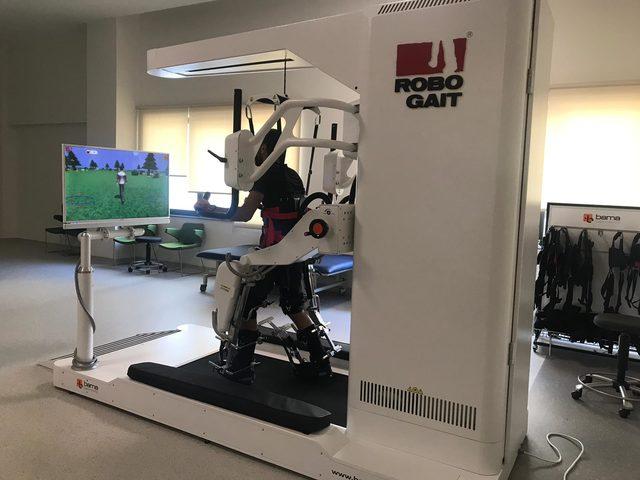 Felçli hastaların umudu yürüme robotu, Bursa Şehir Hastanesi'nde