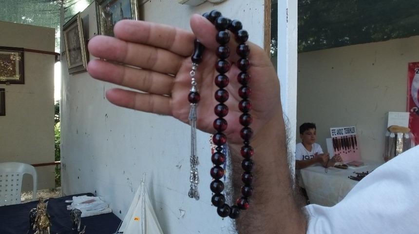 Bu tespihler kullanıldıkça kıymetleniyor