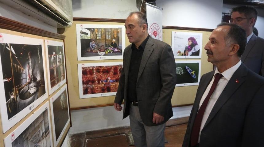 Amasya&rsquo;da Tarım ve İnsan Fotoğraf Sergisi a&ccedil;ıldı