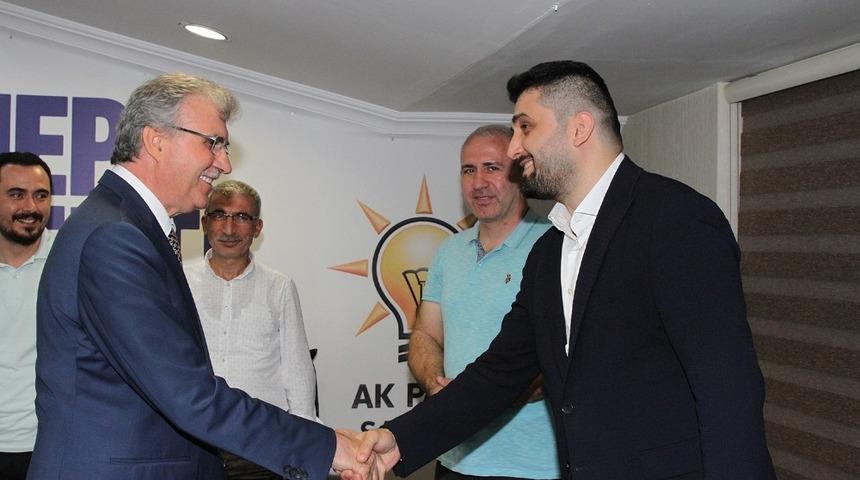 Başkan Ekrem Y&uuml;ce, AK Parti İl Y&ouml;netim Kurulu Toplantısı&rsquo;na katıldı