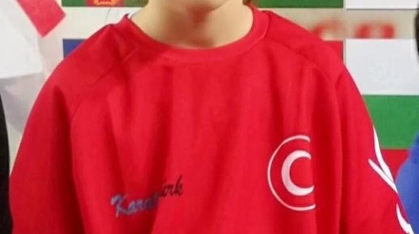 Salihlili minik karateciden uluslararası başarı