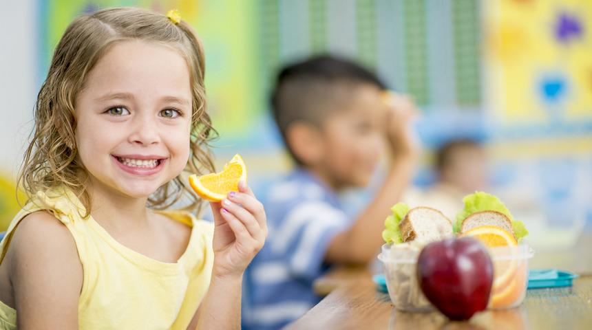 Okul çağındaki çocuklar için 4 beslenme önerisi