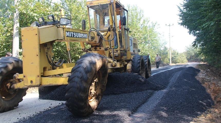 Hendek&rsquo;te mahalle yolları B&uuml;y&uuml;kşehir&rsquo;le yenileniyor