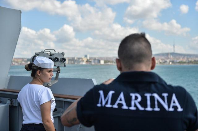 İtalya askeri eğitim gemisi İstanbul'da
