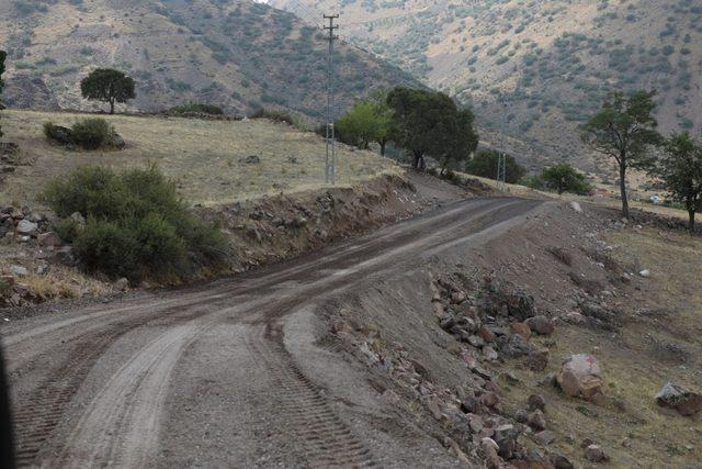 Sakarya mahallesinde asfalt çalışmaları başladı